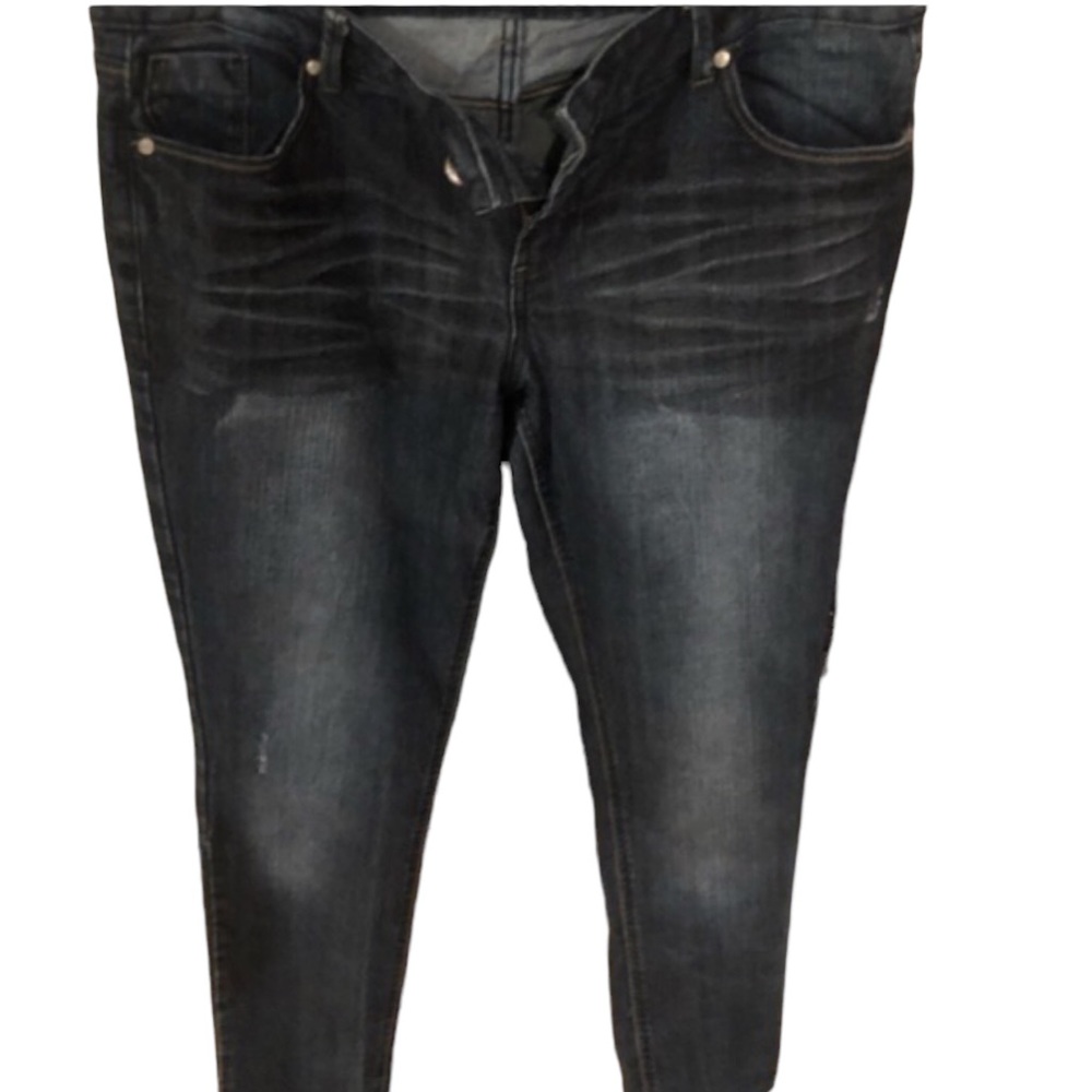 LEI Size 15 dark blue jeans stretch straight Skinny jeans like new